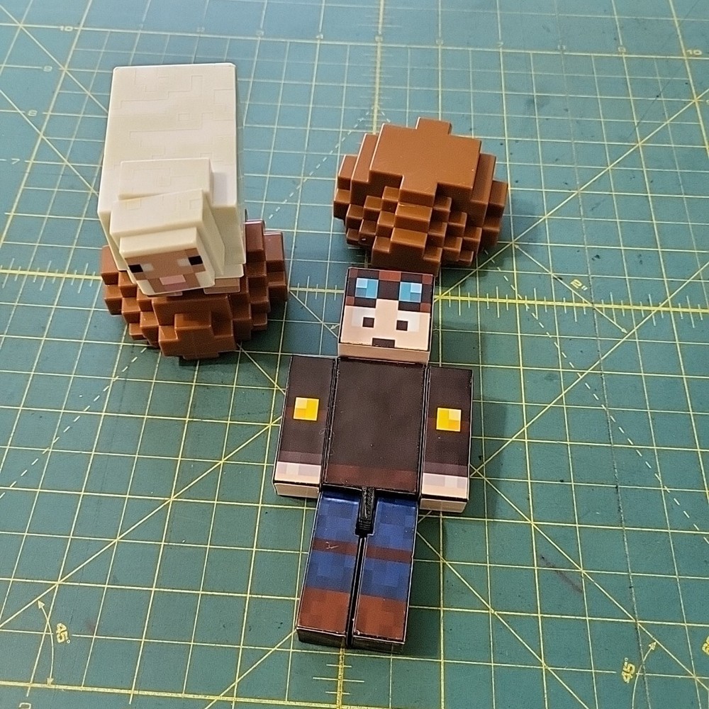 Minecraft Mini Figure Lot Of 4