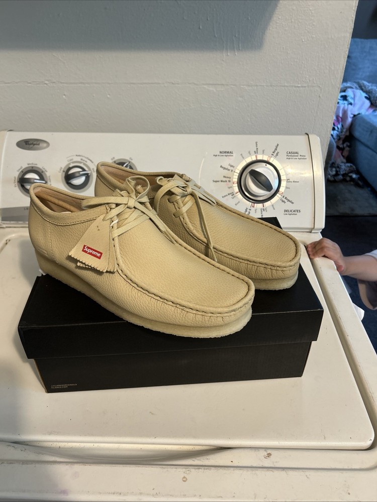 Supreme x Clark Wallabees Shoes Maple Reflective New Men’s 11 85465