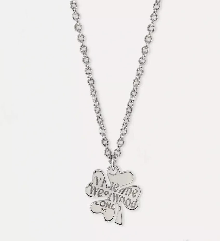 Vivienne Westwood NaNa Lucky Four Leaf Clover Silver Pendant Necklace A17