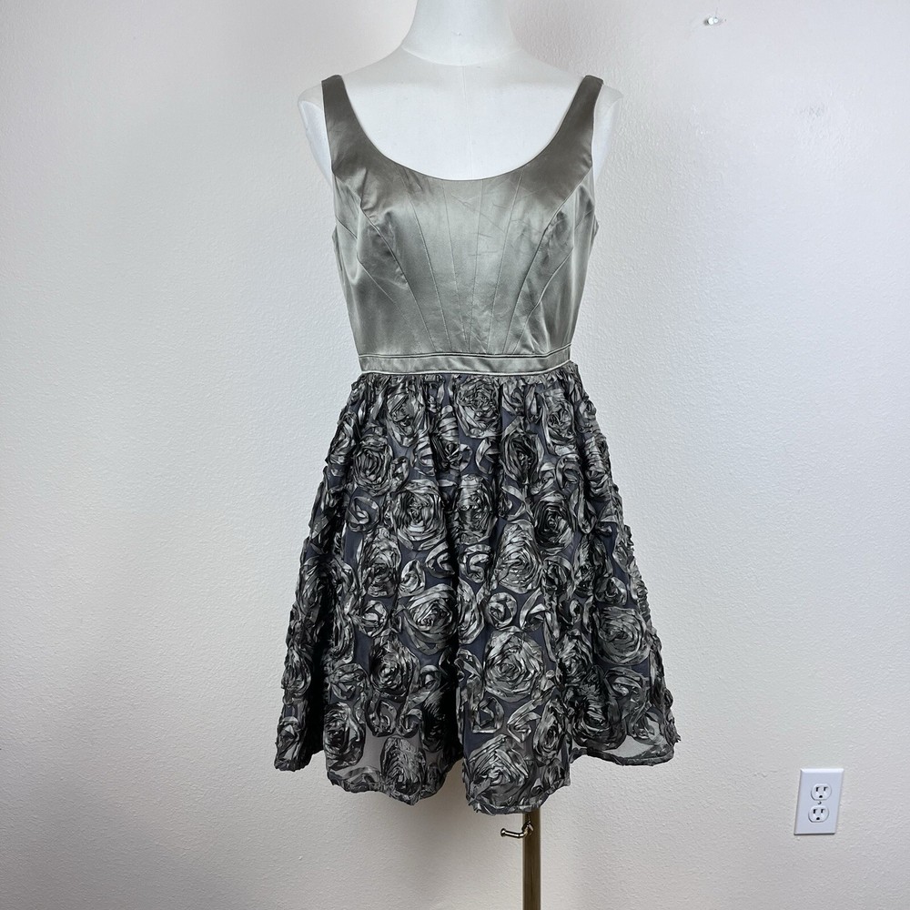 Niteline Dress Womens Four Petite Mini Silk Party Cocktail 3D Flowers Y2K Silver