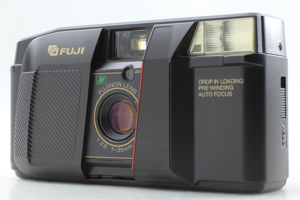 Near MINT Fuji Cardia Hite Date 35mm Film Camera Point & Shoot From Japan