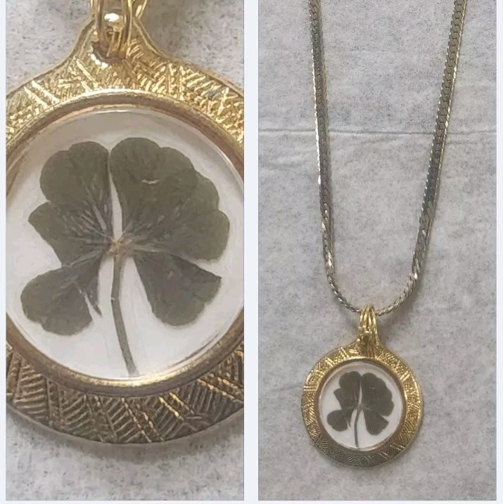 6 Leaf Clover Gold Tone Charm Necklace with 17 Inch Chain for Extra Luck