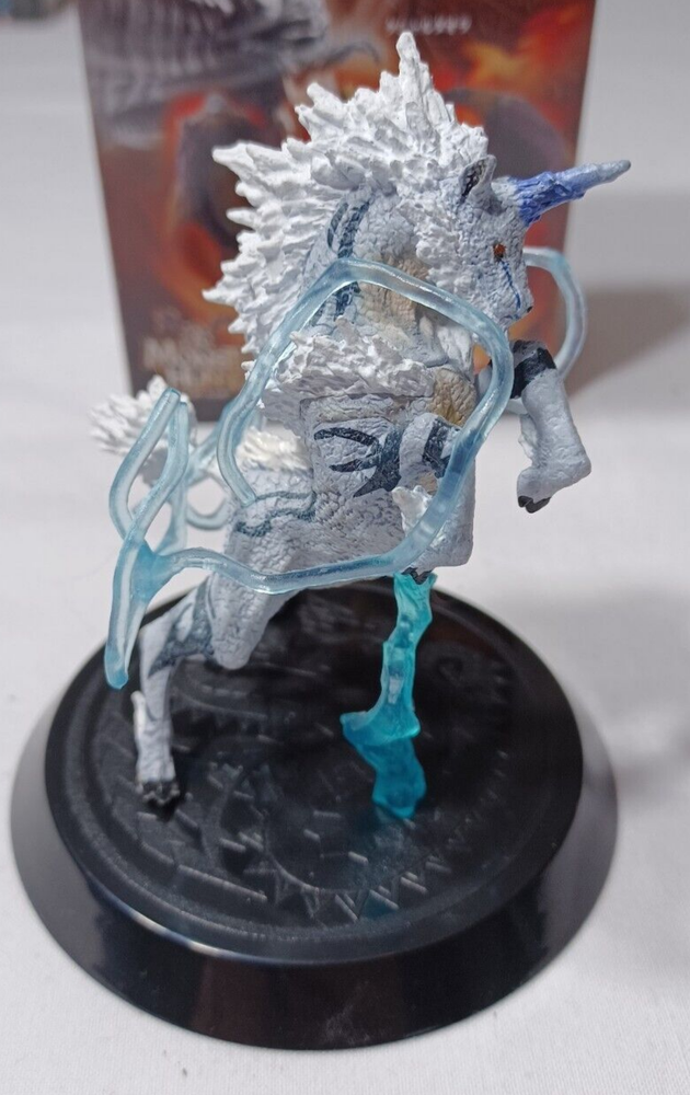 Monster Hunter Capcom Figure Builder Standard Model Vol. 10 Kirin (Transparent)