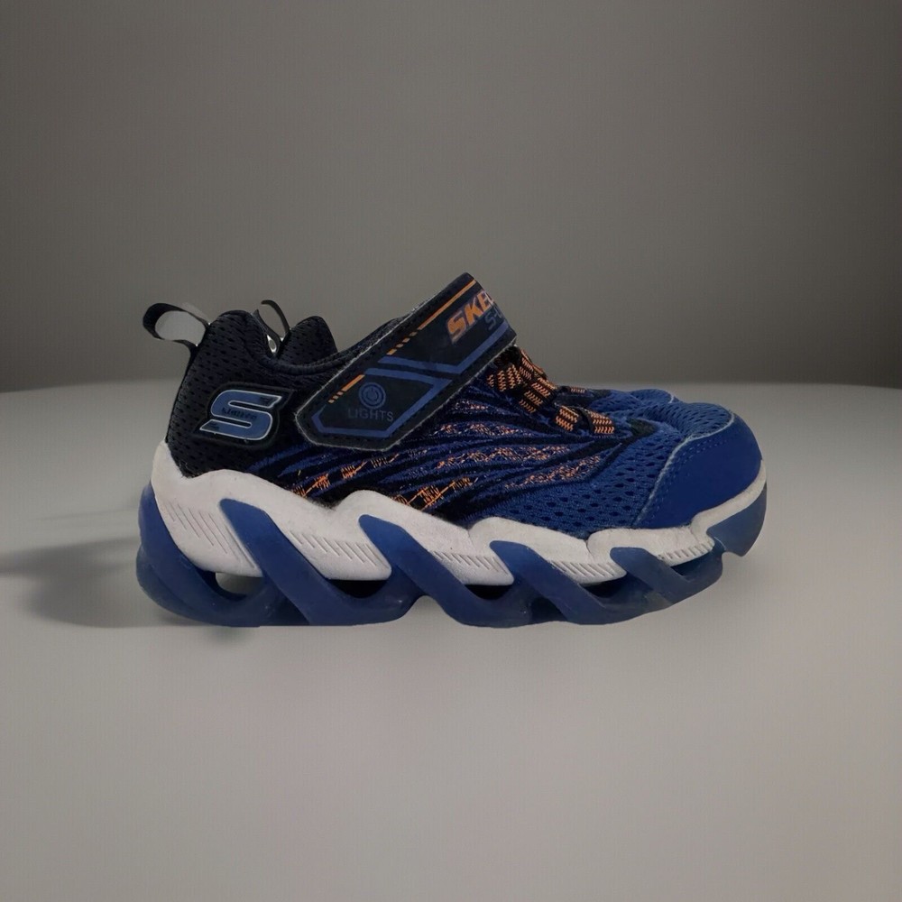 Sketchers Light Up Shoes Kids 11C