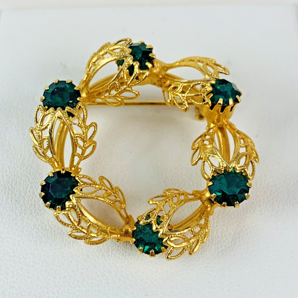 Vintage Sparkly Green Rhinestone Gold Tone Filigree Brooch Estate Pin