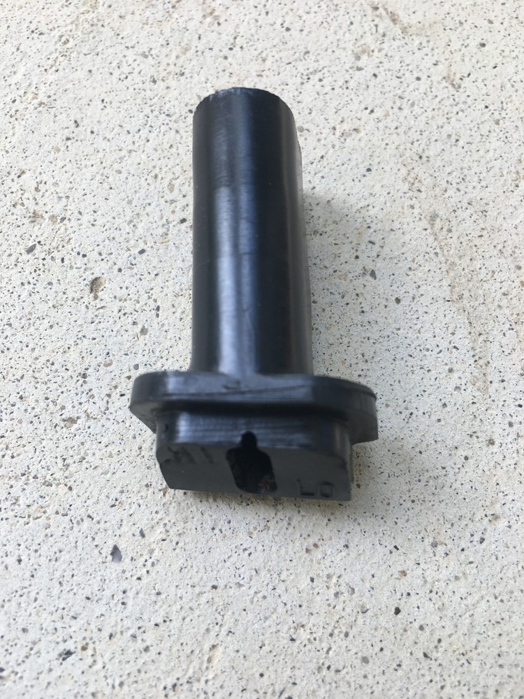 USED OEM McCULLOCH Pro Mac 10-S 700 555 Chainsaw Carburetor Boot Rubber Grommet