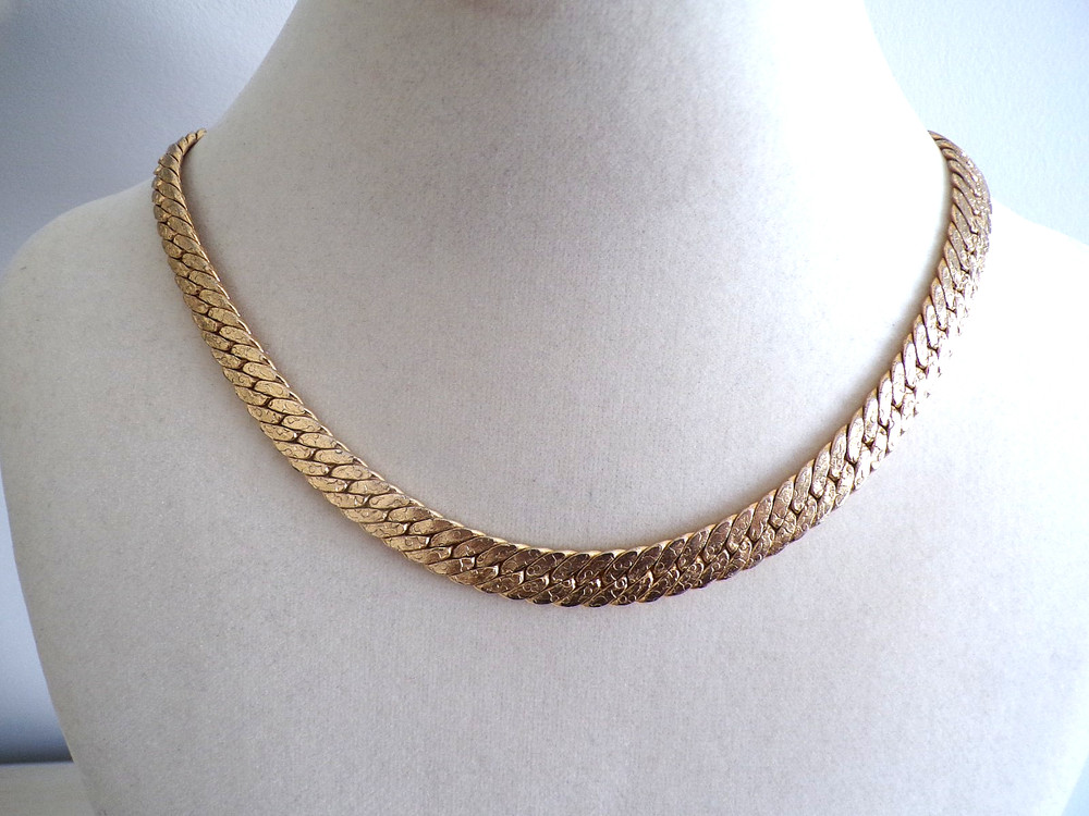 Vintage Gold Plated Hammered Herring Bone 17