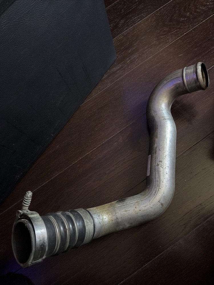 Nissan OEM Passenger side / RH intercooler charge air pipe
