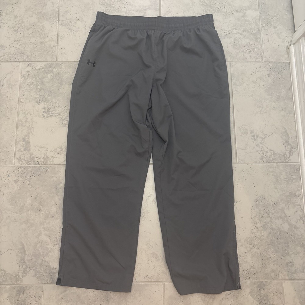 Under Armour Men Loose Fit Gray Training Track Pants with Drawstring