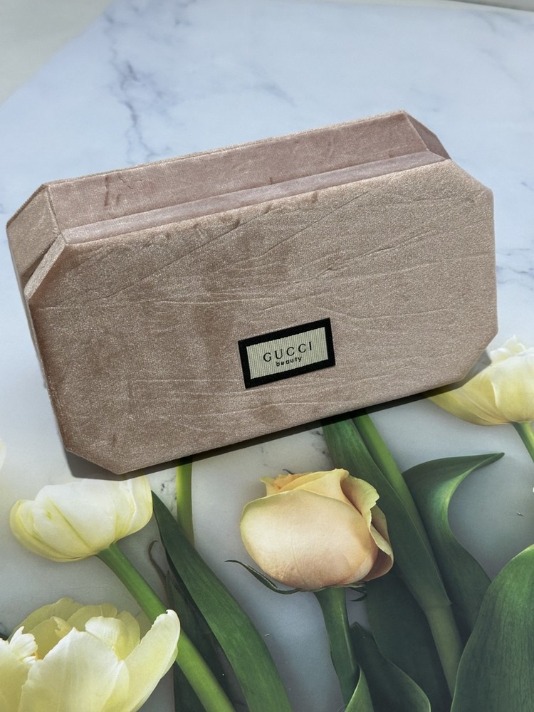 Gucci Jewelry Box Pink Velvet New Condition