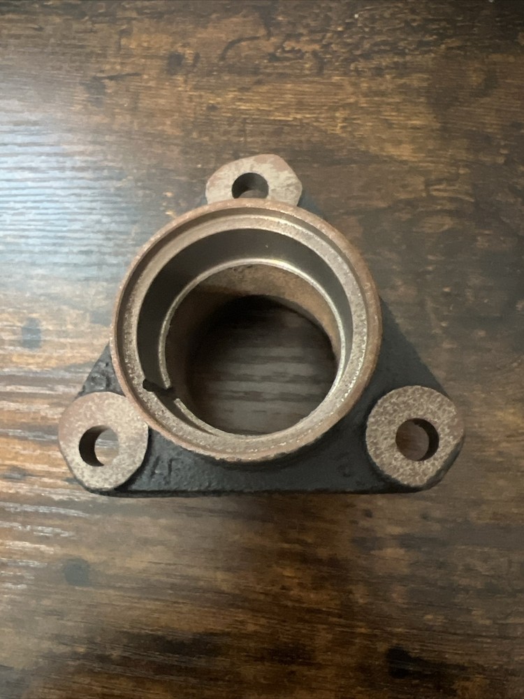 OEM DIXON ZTR LAWN MOWER  8331 DECK BEARING HUB