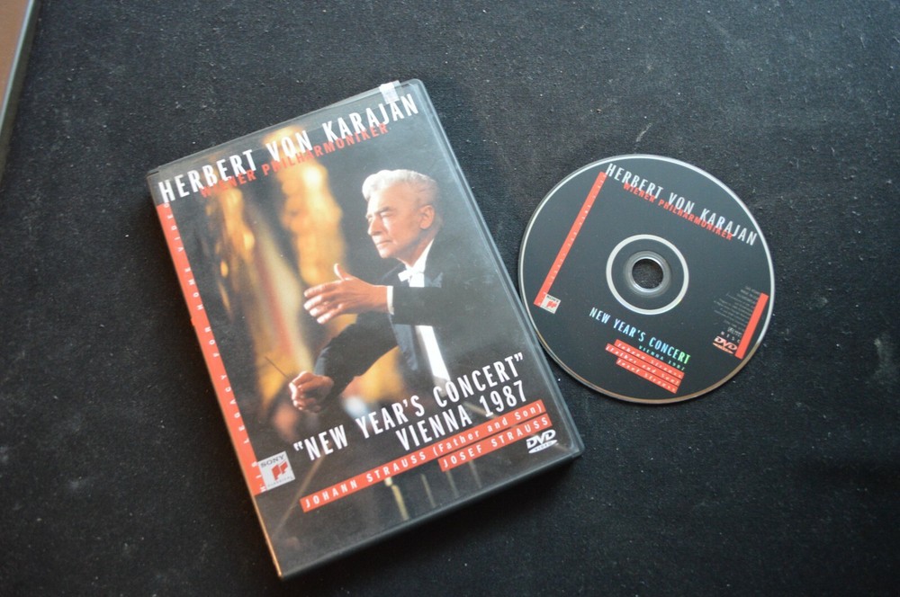 HERBERT VON KARAJAN NEW YEARS EVE CONCERT VIENNA 1987 RARE NTSC CLASSICAL DVD!-image