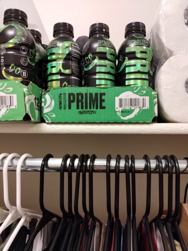 ULTRA RARE GLOWBERRY PRIME HYDRATION (12 Pack) (Unopened) Ships Next Day-image