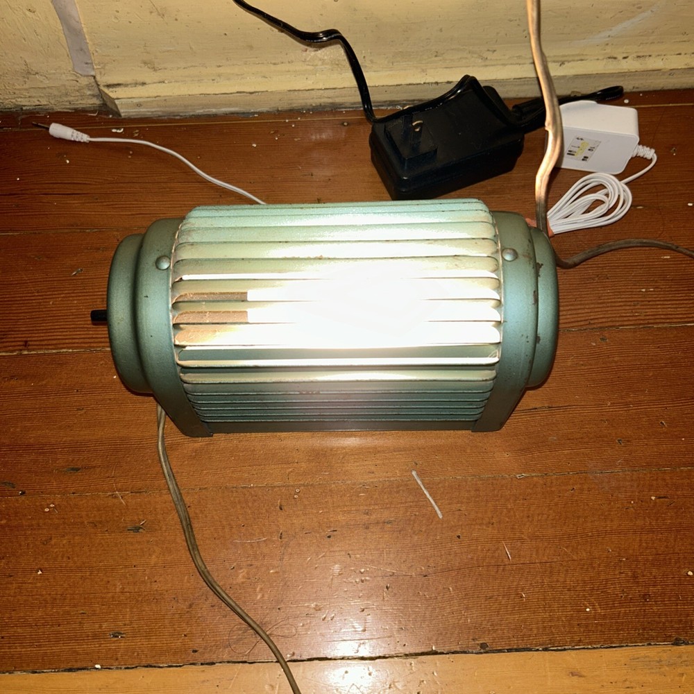 Vintage Louvered Green Bed Lamp by Matson Tool & Die Co - Portable Works Light