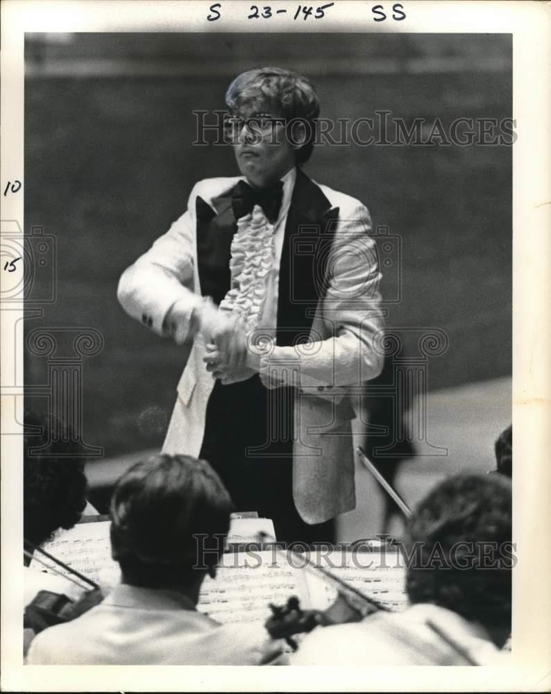 Press Photo Chris Keene, Syracuse Symphony Orchestra Music Director - syp40241