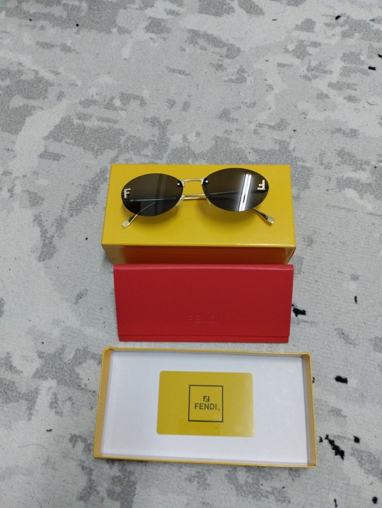 Fendi black sunglasses for women stylish and elegant