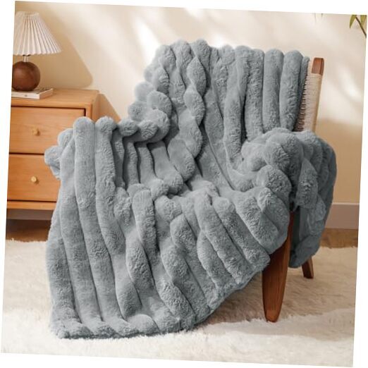 Soft Luxurious 3D Striped Faux Fur Throw Blanket for Couch