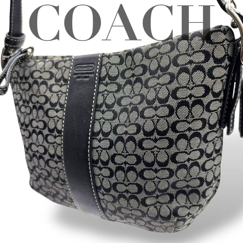 Coach Black Signature Canvas Shoulder Bag Authentic G06213016