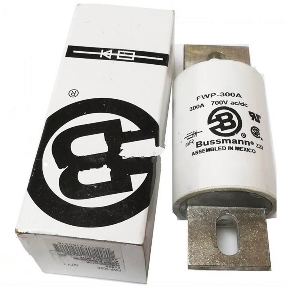 one new Bussmann FWP-300A (FWP300A) 700V Fast Acting Fuse Free shipping