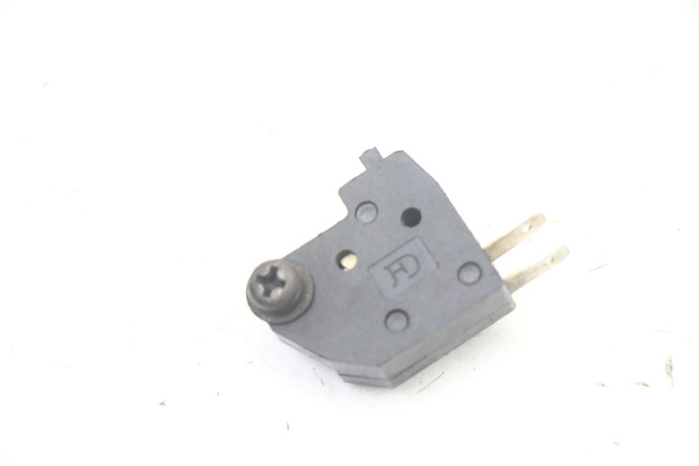 RIGHT STOP SWITCH - PEUGEOT KISBEE 4T 50 (2018 - 2022)