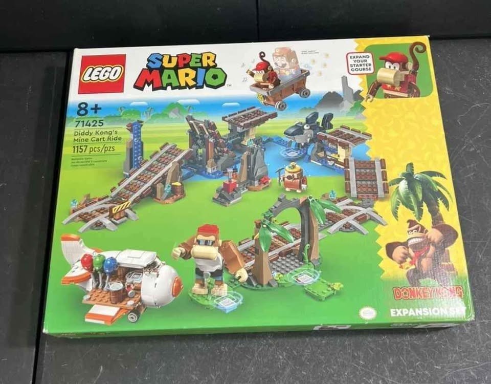 LEGO Super Mario: Diddy Kong's Mine Cart Ride Expansion Set (71425)