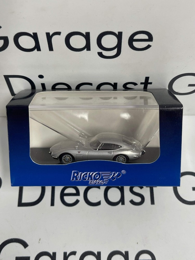 RICKO Limited 1967 Toyota 2000GT Silver 1:87 Scale HO Plastic