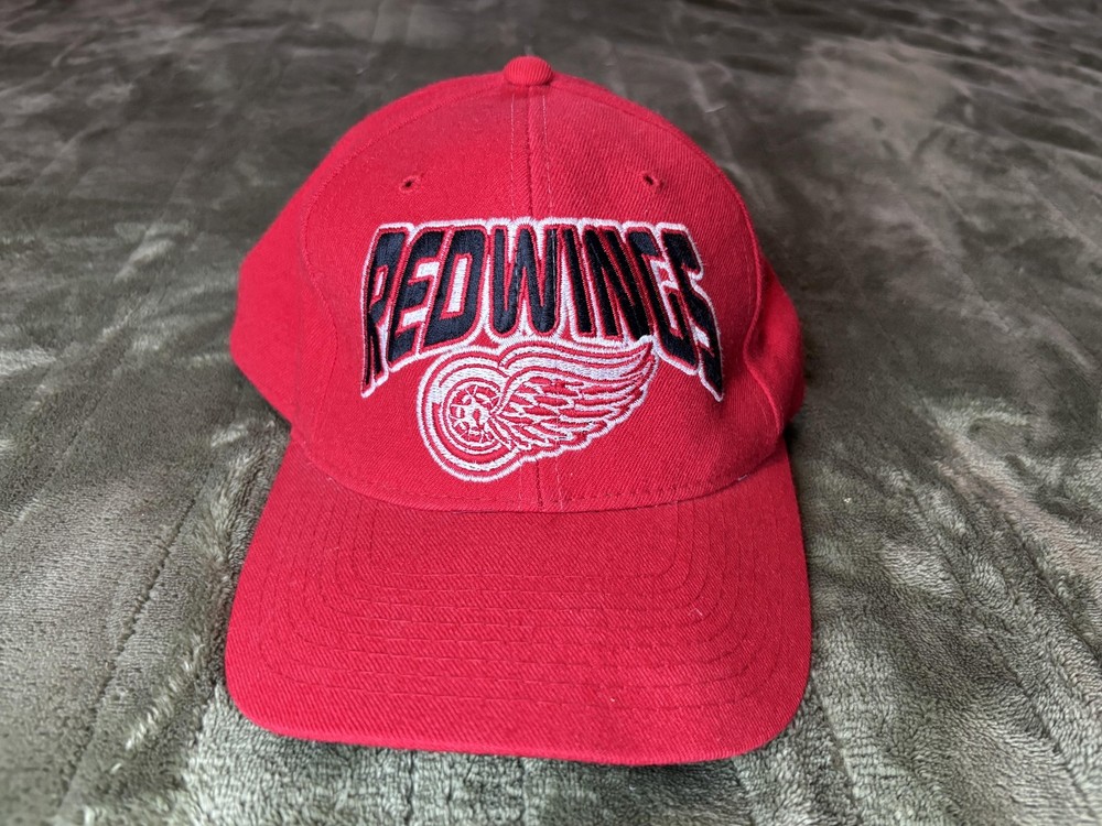 Vintage Detroit Red Wings Hat Cap Snap Back Mens One Size Red NHL Hockey Starter