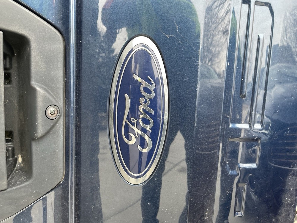2015 -2020 FORD F150 F-150 TAILGATE Full With Camera OEM