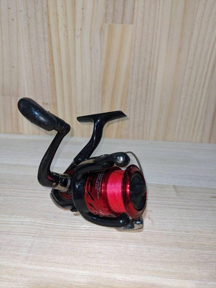 Daiwa Fine Mode 3000 DX-PE Spinning Reel with Lightweight Metal Spool Used