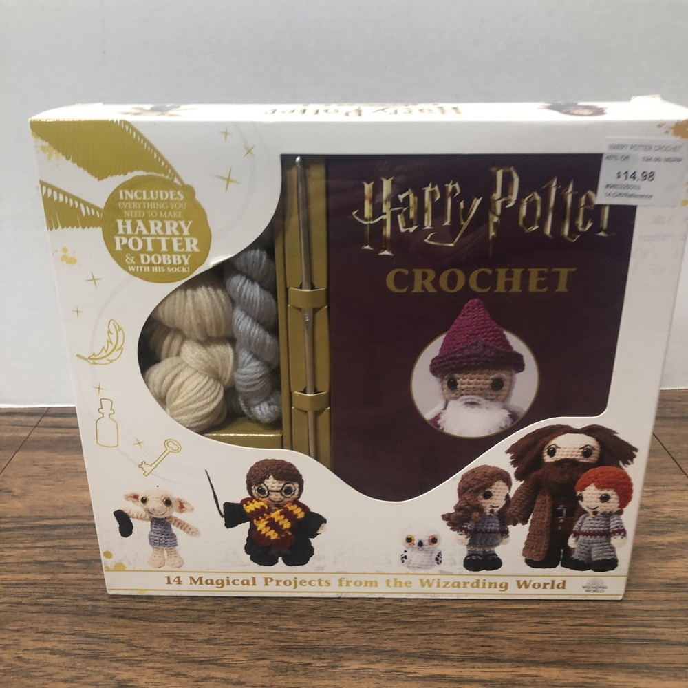 Harry Potter Crochet by Lucy Collin (2019, Trade Paperback / Kit)
