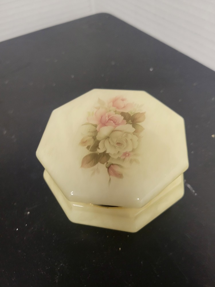Vintage Alabaster Trinket Box Gold Trimmed From Italy