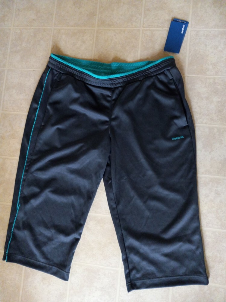 Reebok Women's Play Dry Gray Green Running Athletic Capri Pants Size Large NEW