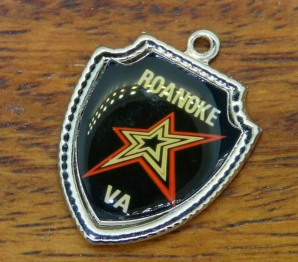 Vintage silver ROANOKE MILL MOUNTAIN STAR VIRGINIA TRAVEL SHIELD charm 53-9