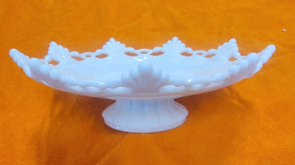 Vintage White Milk Glass Pedestal Cake Stand with Scalloped Edge 10.5 Inch