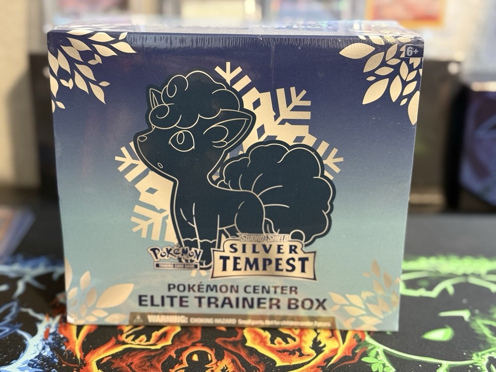 2022 Pokemon SWSH Silver Tempest Sealed Pokemon Center ETB Elite Trainer Box