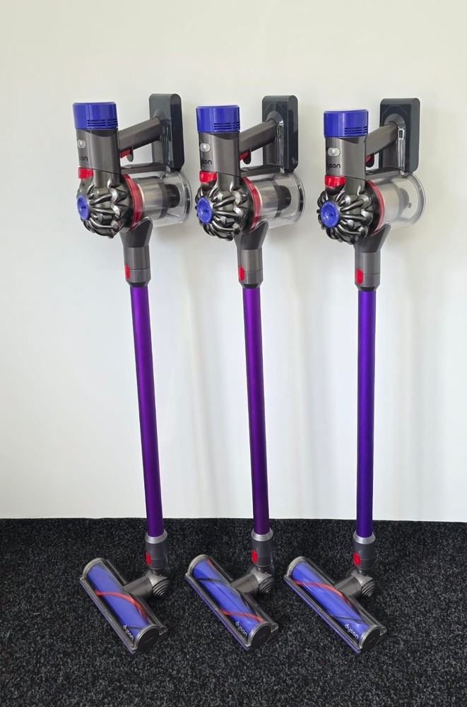 Reconditioned Dyson V8 Cordless handheld vacuum cleaner + Brand new battery