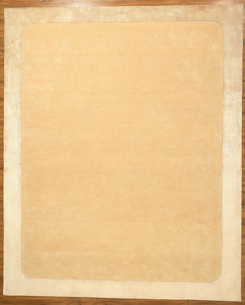 Hand-Tufted Wool & Silk Rug with Beige Border Home Décor rug