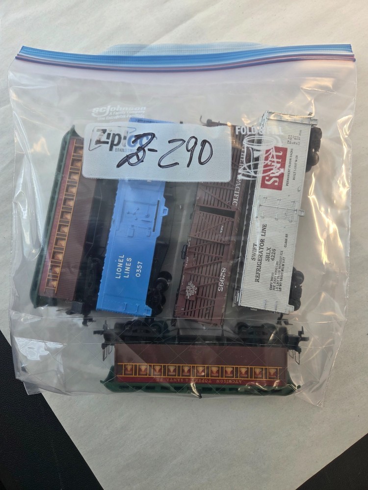 Grab Bag HO Scale Cars 5 Pieces Lot# 3-290