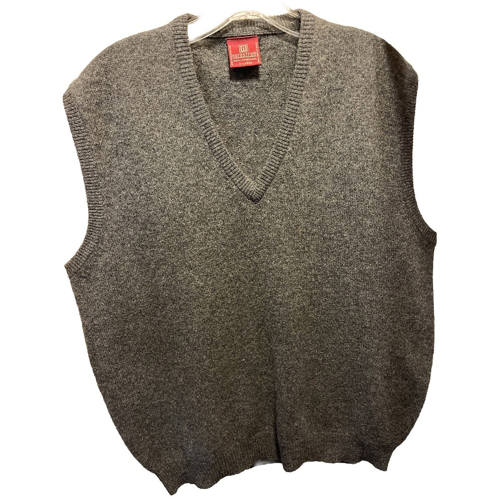 Nordstrom Men’s XL Gray V Neck Sleeveless Lambswool Sweater Vest