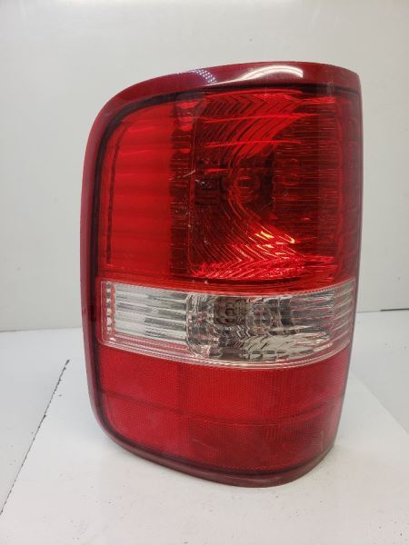 04-09 Ford F150 Flareside Pickup Left Tail Light 972860