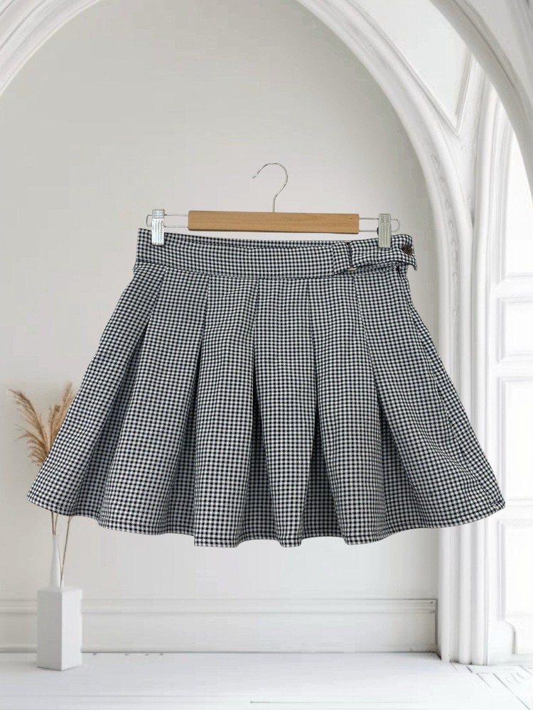 Altar’d State Women’s Black Gingham Plaid Pleated Mini Skirt Size Small Y2K