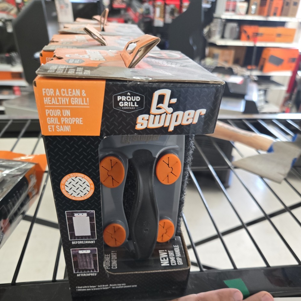 Proud Grill Q-Swiper BBQ Brush and Cleaning Wipes Kit  