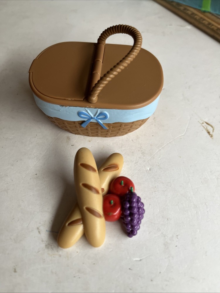 Disney ily 4 Ever Belle  Basket And Bread For  11 Inch Fashion Doll New  Loose