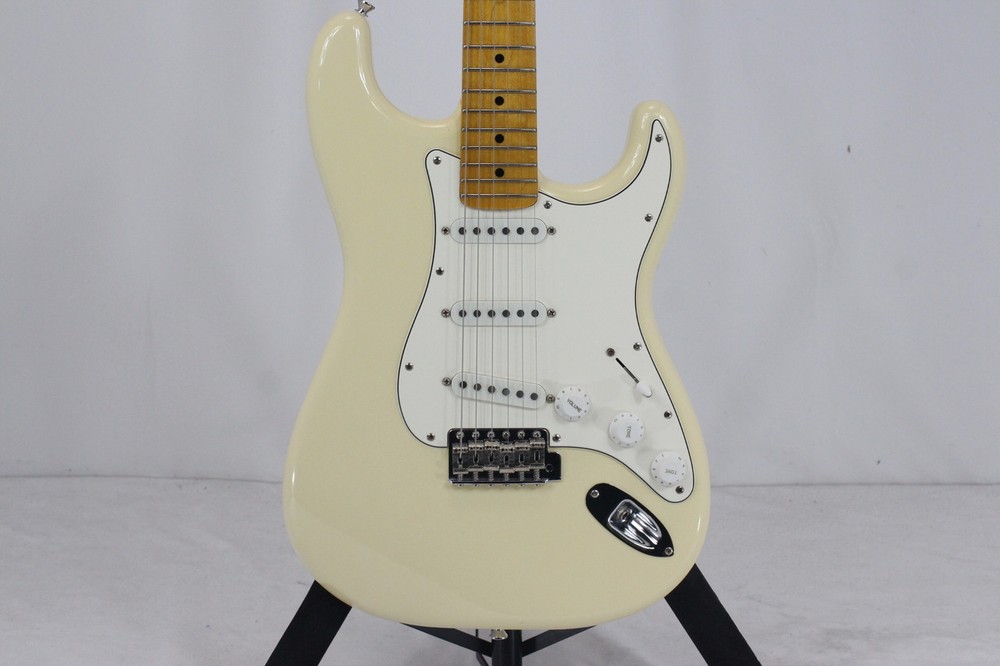 Used Edwards E-SE-100M/LT Electric Guitar in Good Condition from Japan