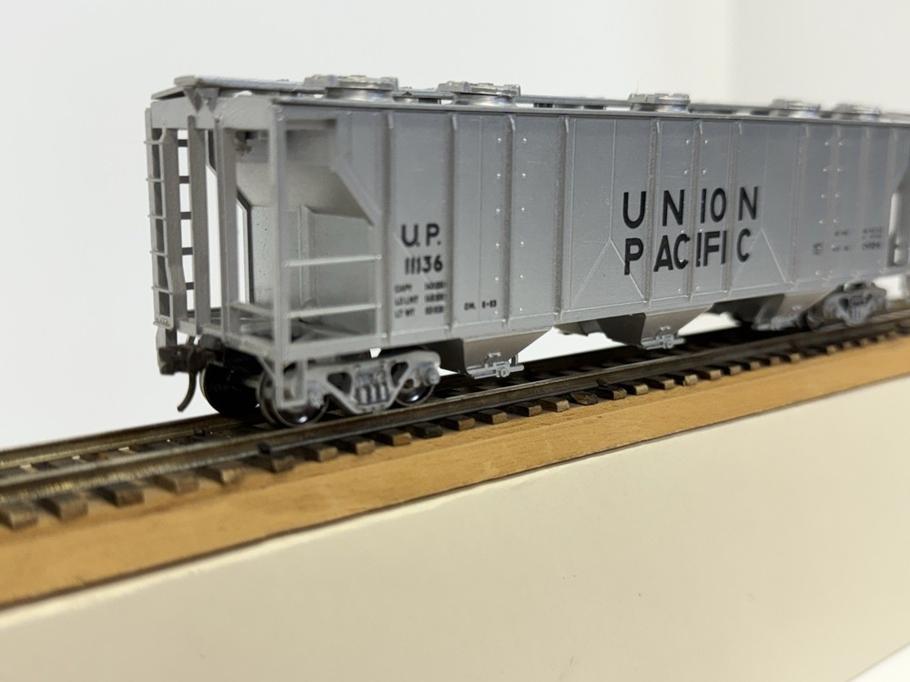 HO scale, AHM, Union Pacific, 3-bay Covered Hopper # UP-11136 Kadee Equipped