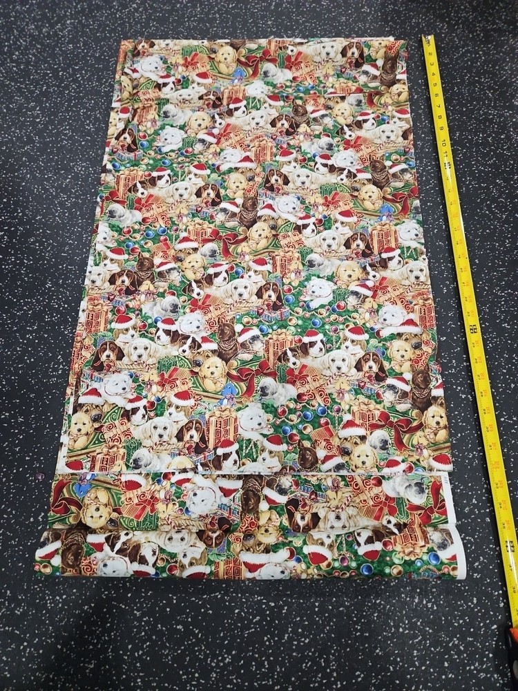Lot of 2.75 Yards Doggy Christmas Cotton Fabric