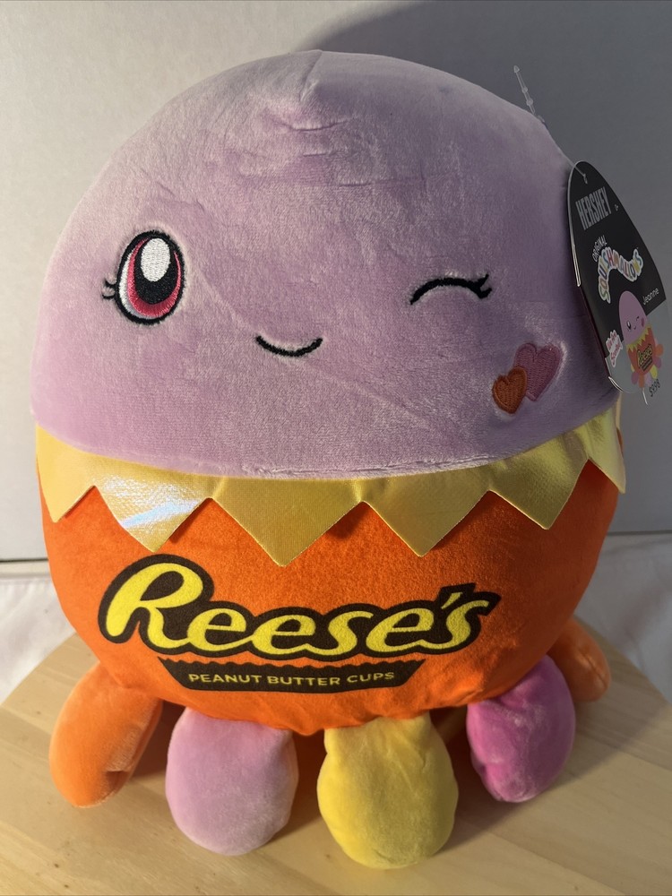 Squishmallow Jeanne the Scented 10-12 Inch Hershey Octopus 2022 Valentines Plush