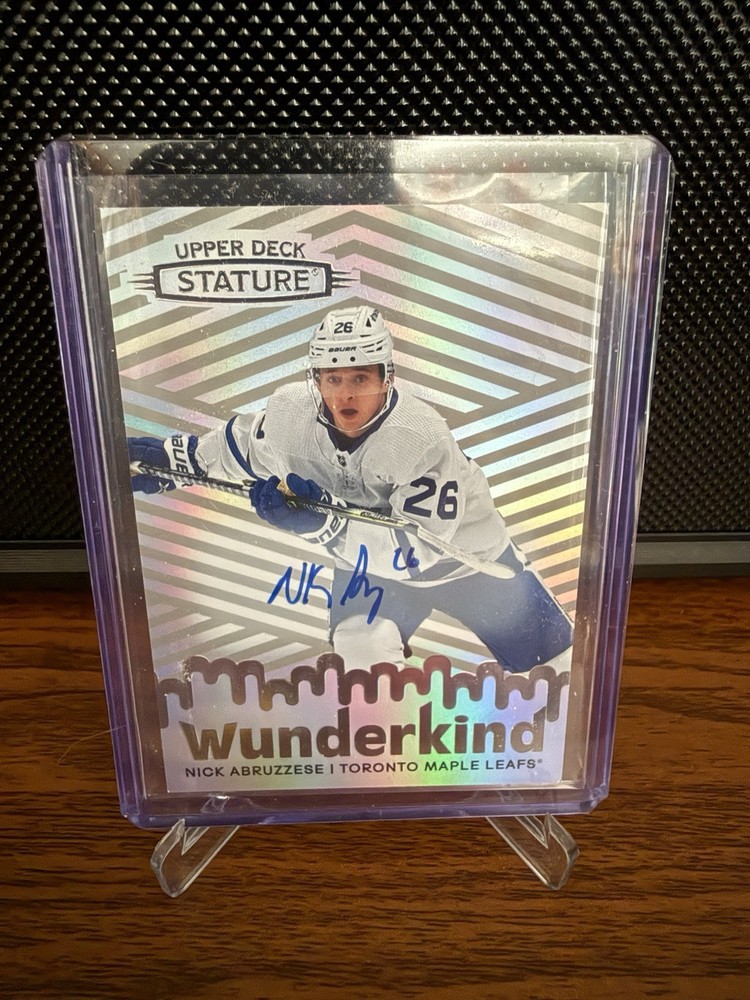 12 Card NHL Modern Autograph Lot. Newhook, Eyssimont, Roslovic, Petry and More