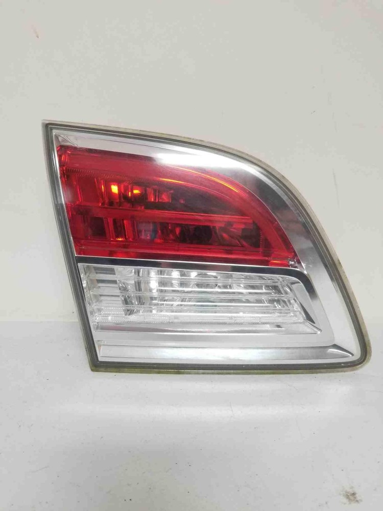 07-09 Mazda CX9 Left Tail Light Assembly with Hold Downs
