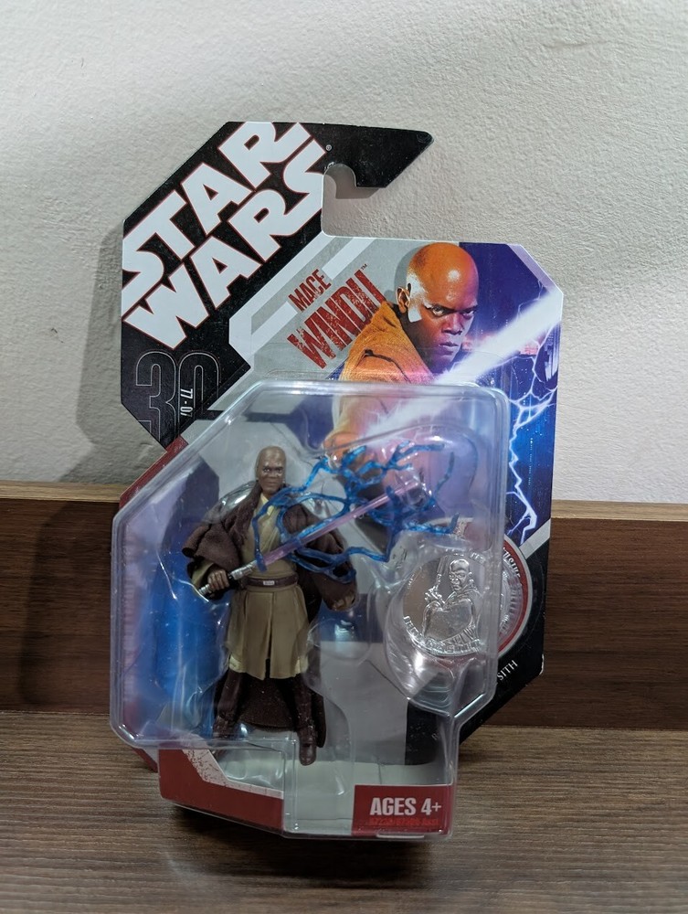 STAR WARS 2007 30th  Anniversary MACE WINDU w/ Coin MOC